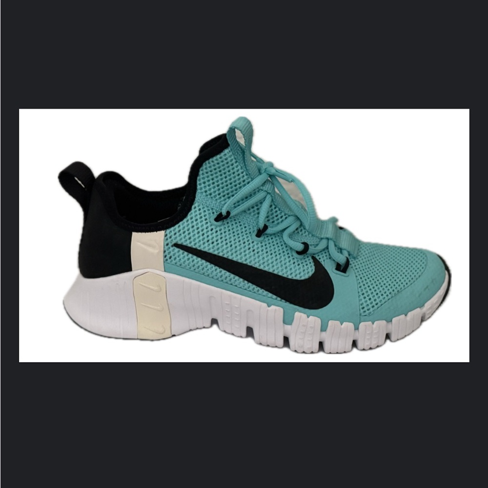 Nike Free Metcon 3 Sneakers Aurora Green and Black